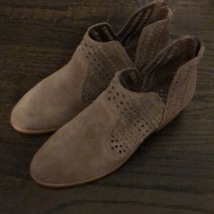 Vince Camuto Booties